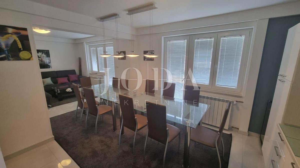 Hiša Crikvenica, 400m2