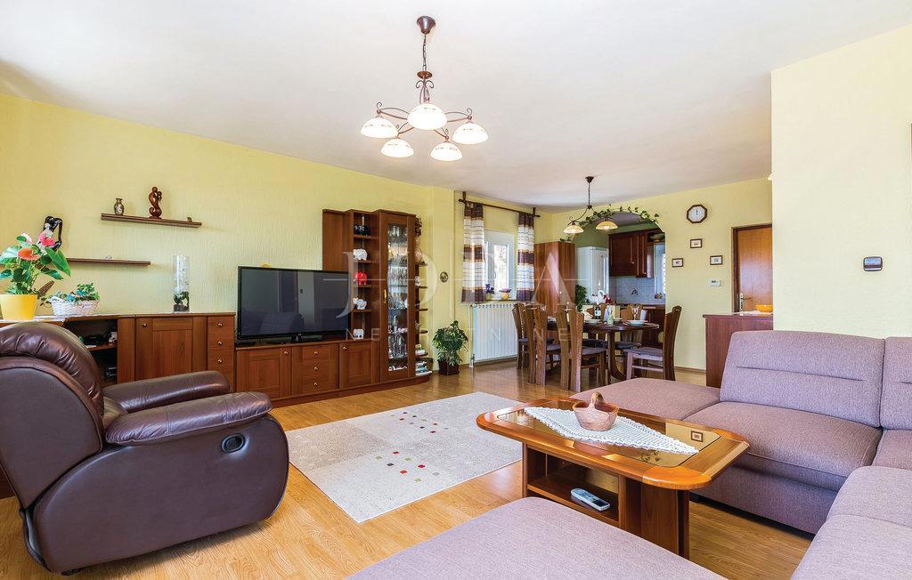 Hiša Crikvenica, 420m2