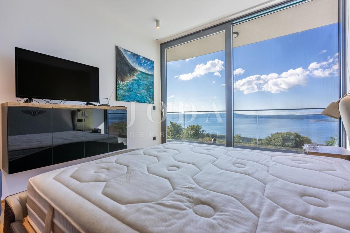 Hiša Crikvenica, 300m2