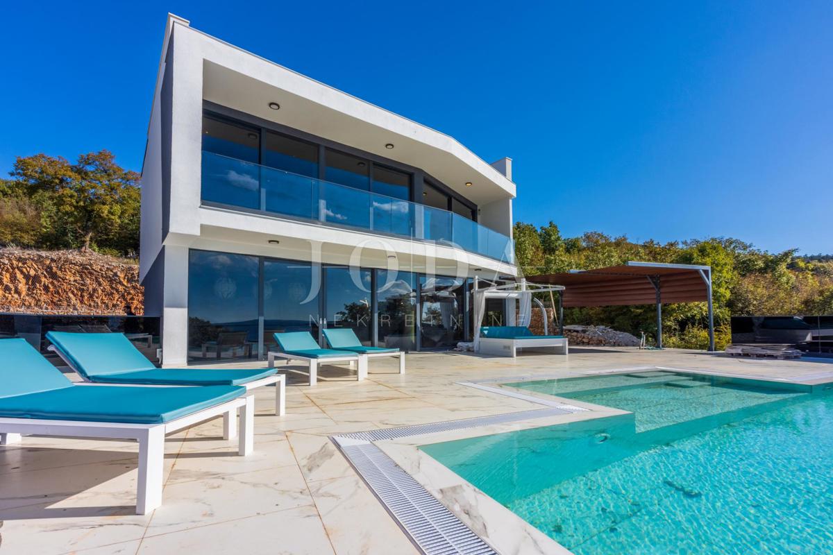 Hiša Crikvenica, 300m2