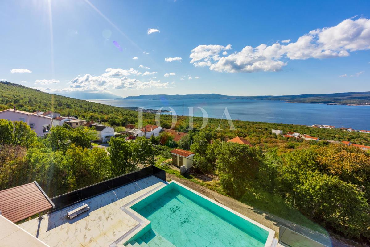 Hiša Crikvenica, 300m2