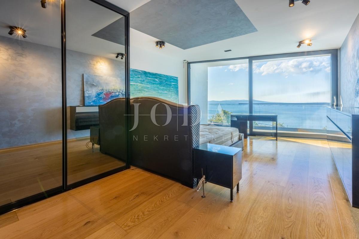 Hiša Crikvenica, 300m2