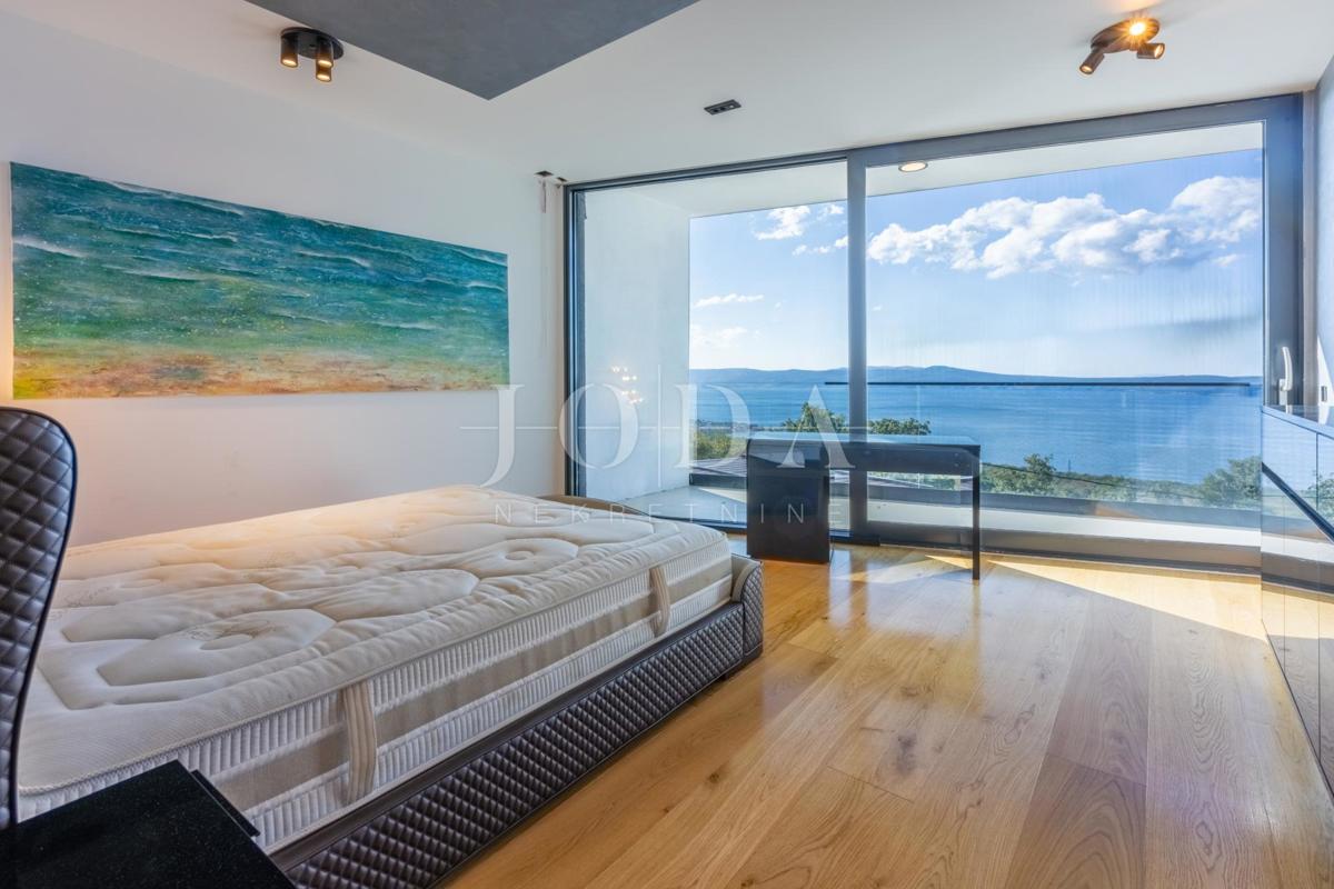Hiša Crikvenica, 300m2