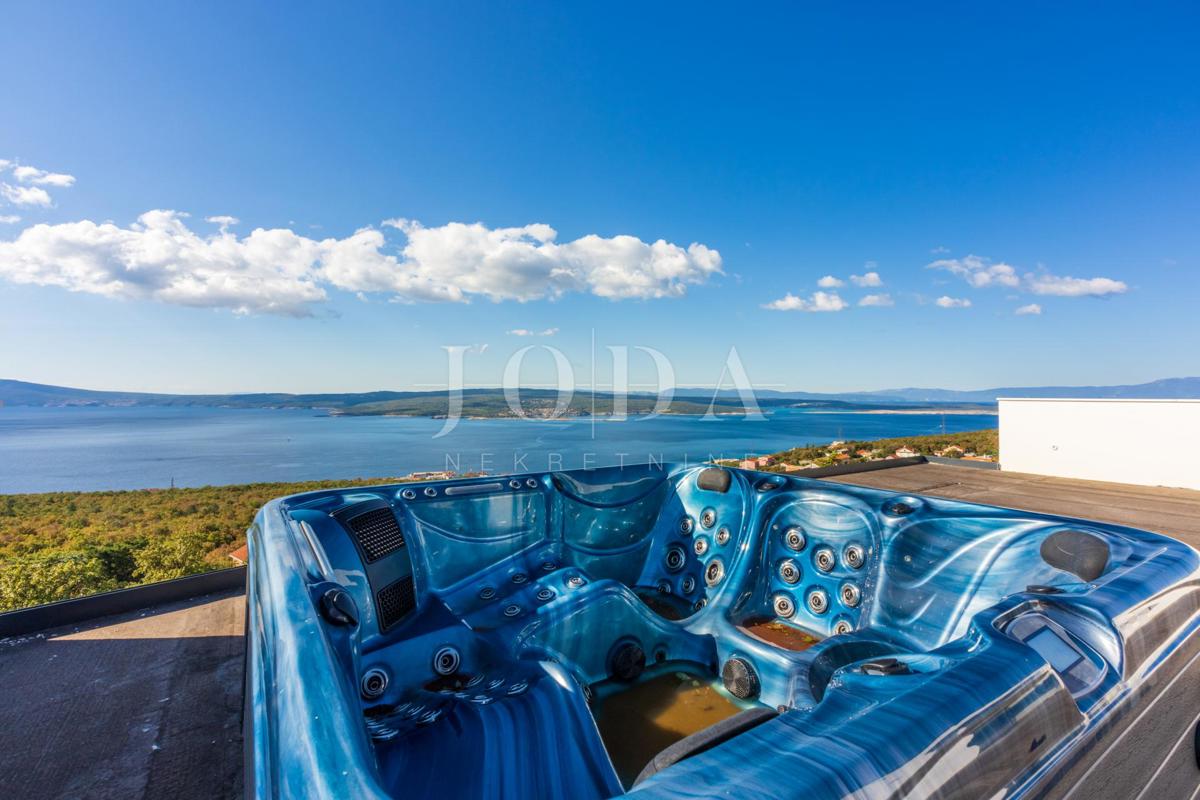 Hiša Crikvenica, 300m2