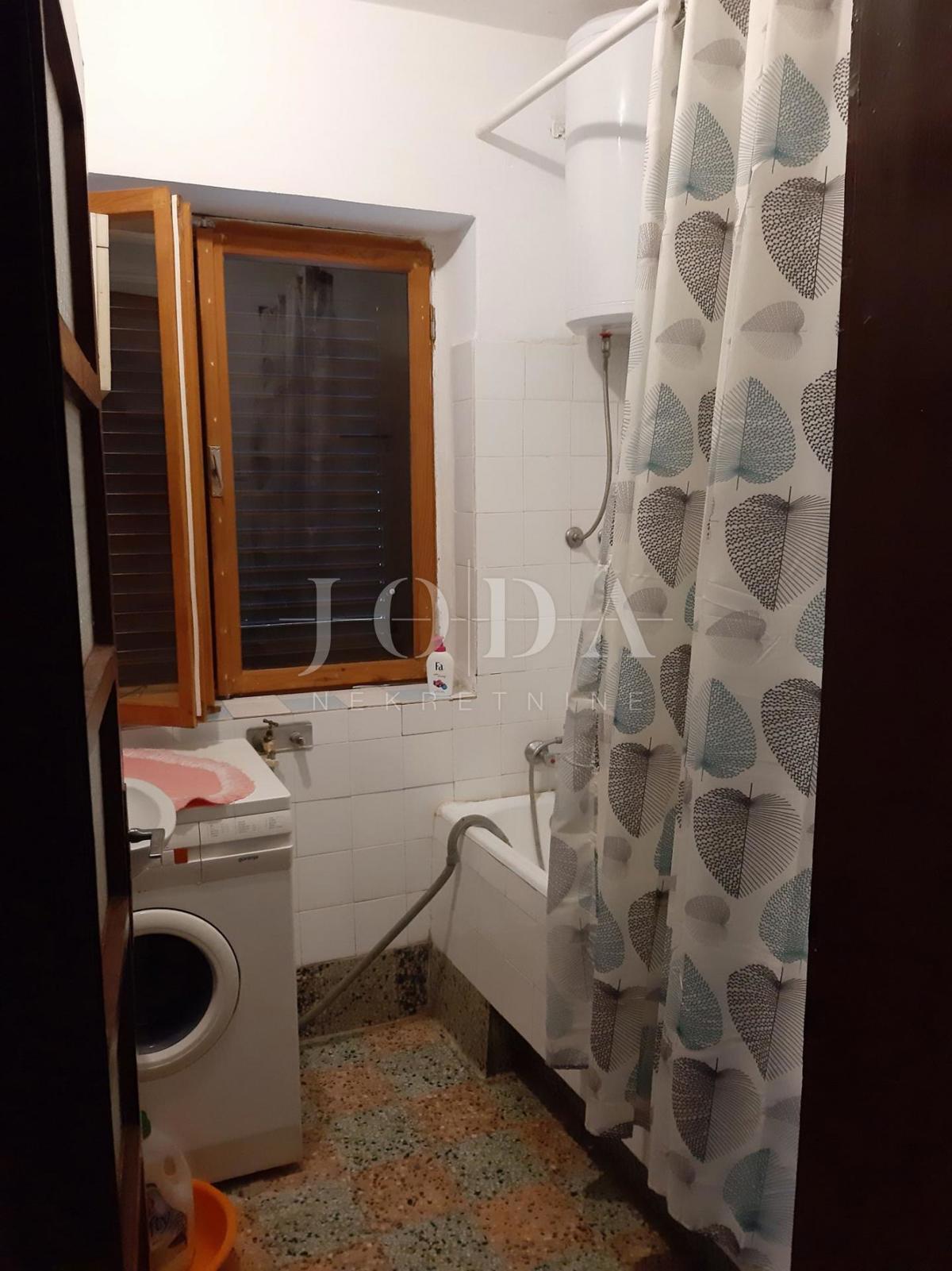Hiša Senj, 99m2