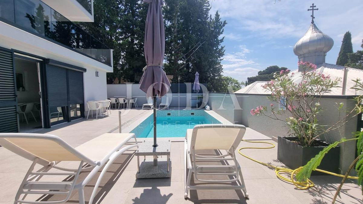 Hiša Crikvenica, 200m2
