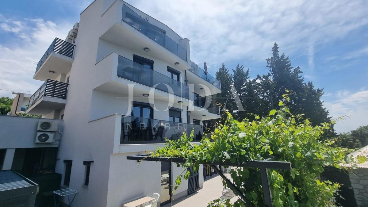 Hiša Crikvenica, 200m2