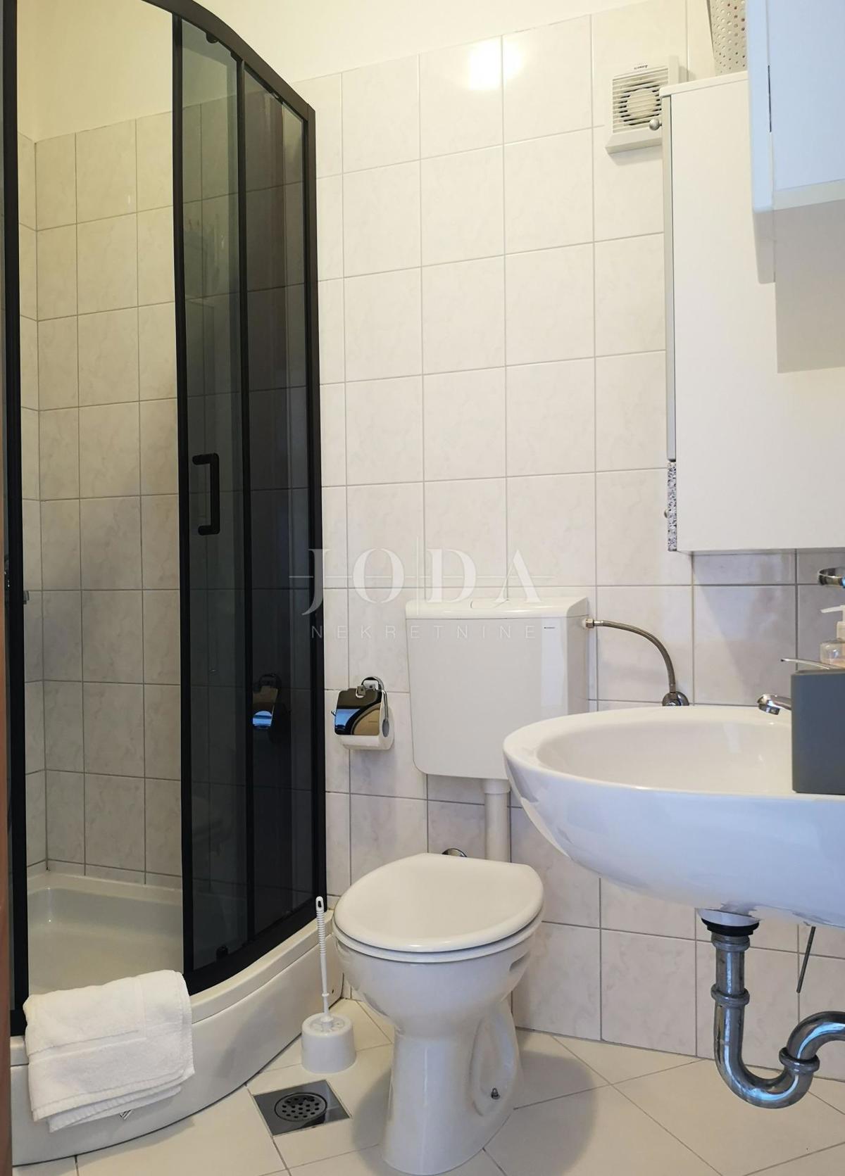 Hiša Rabac, Labin, 59,85m2