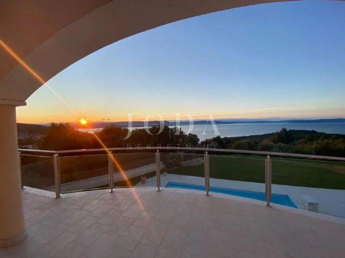 Hiša Labin, 360m2