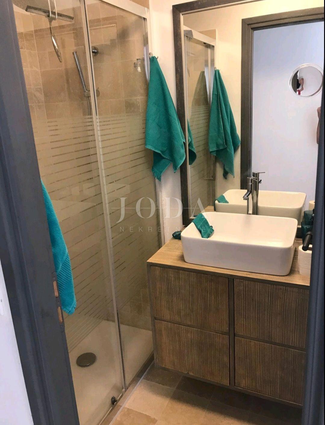 Hiša Labin, 120m2