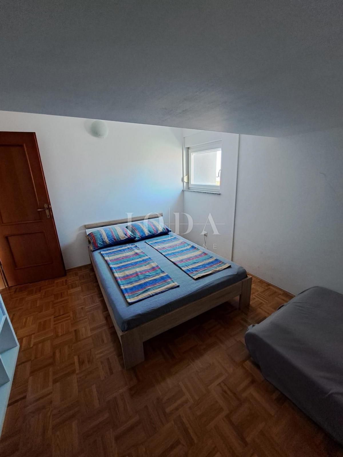 Trisobno stanovanje v dveh etažah, otok Krk