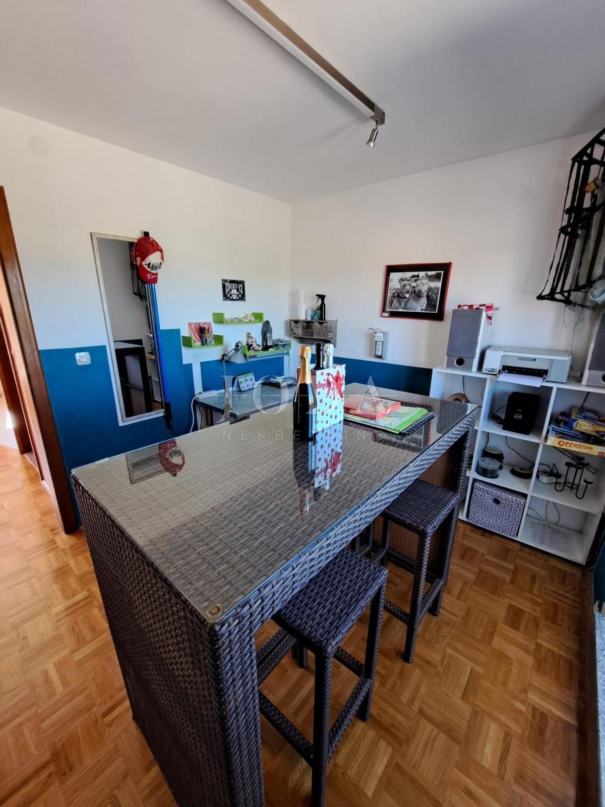 Trisobno stanovanje v dveh etažah, otok Krk