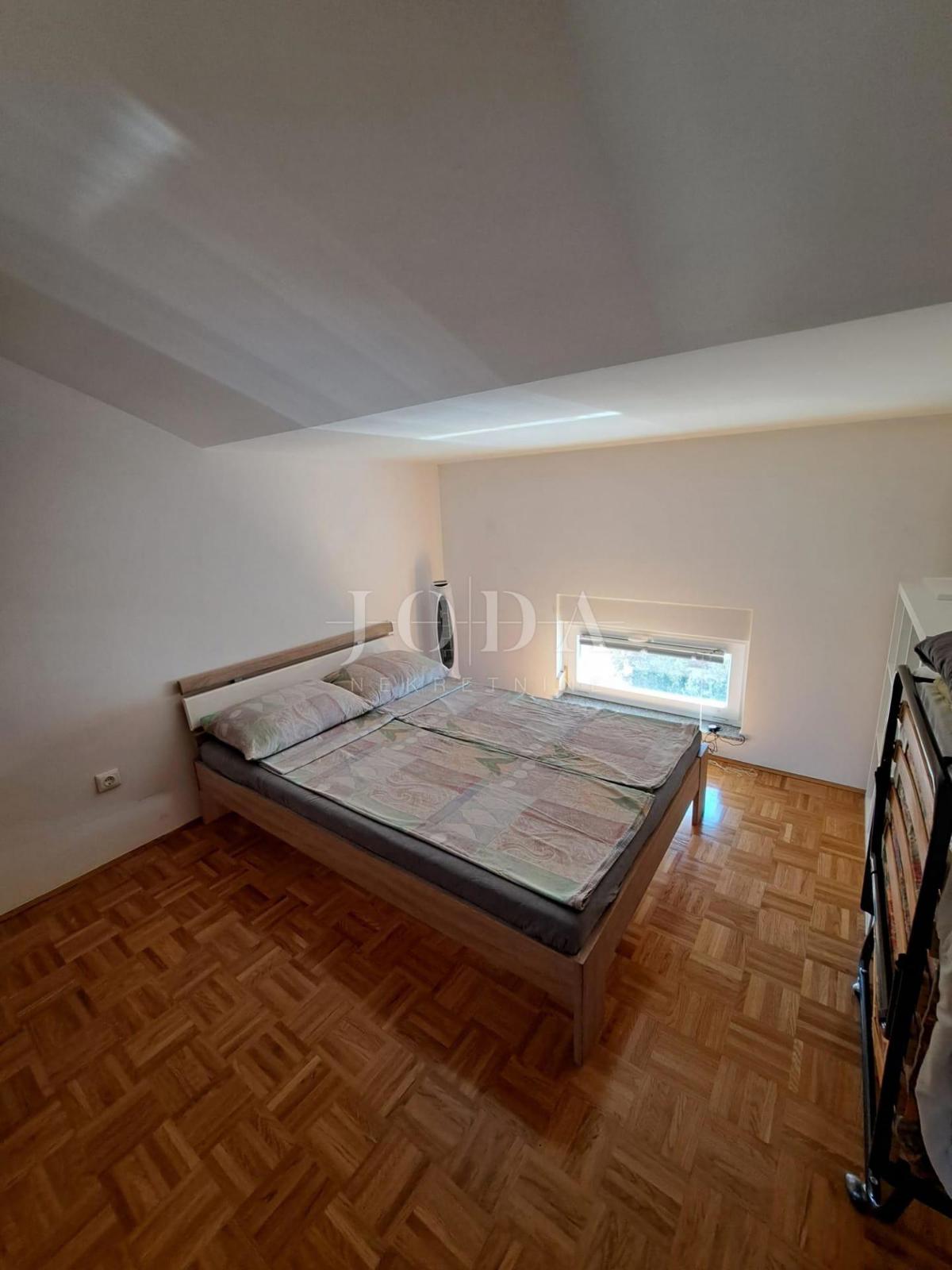 Trisobno stanovanje v dveh etažah, otok Krk