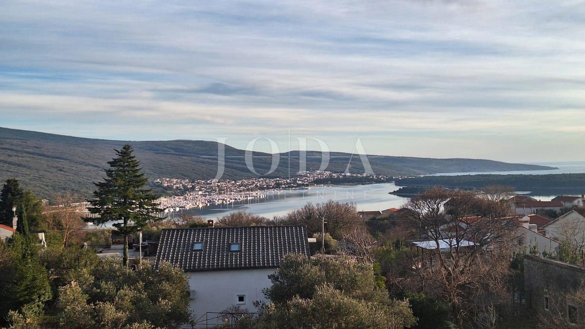 Otok Krk - vila s čudovitim razgledom in bazenom