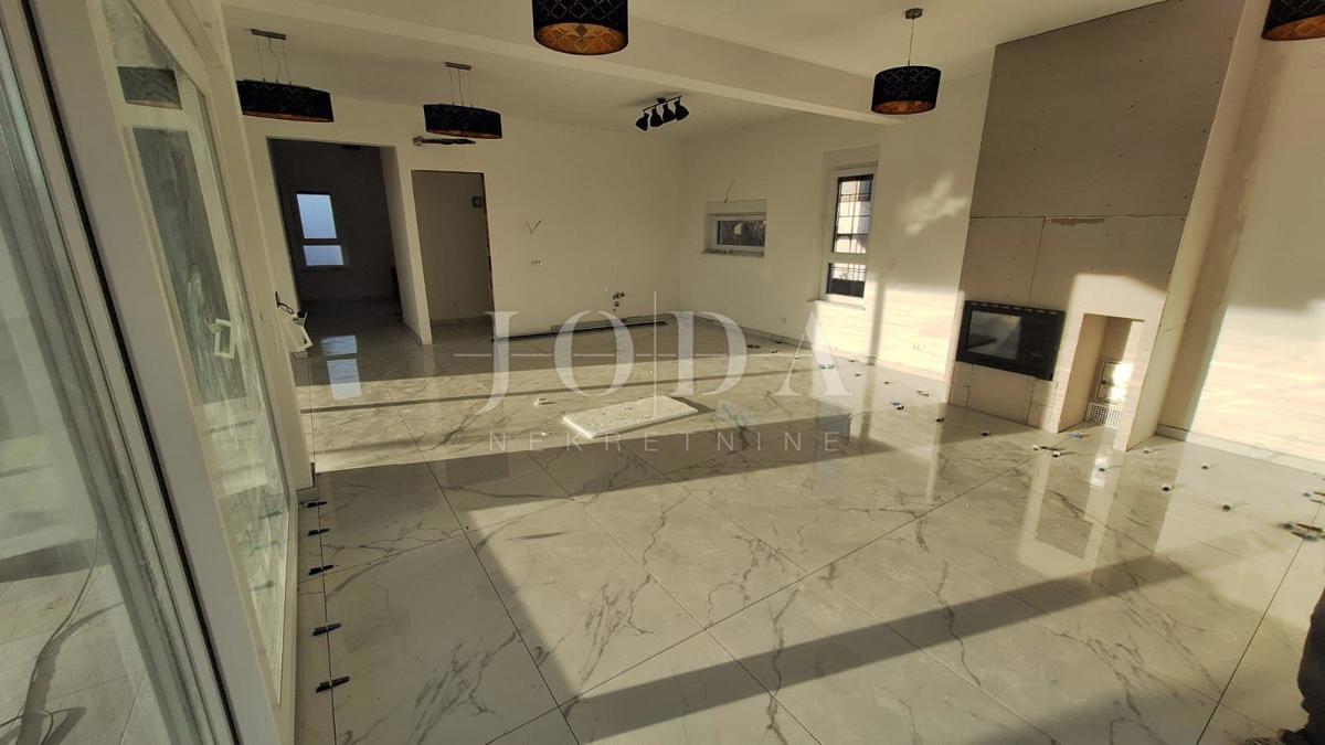 Otok Krk - vila s čudovitim razgledom in bazenom