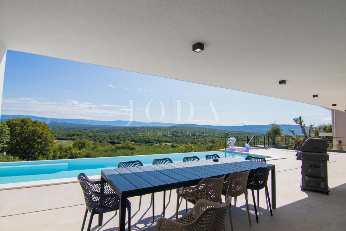 Nova moderna hiša - okolica mesta Krk