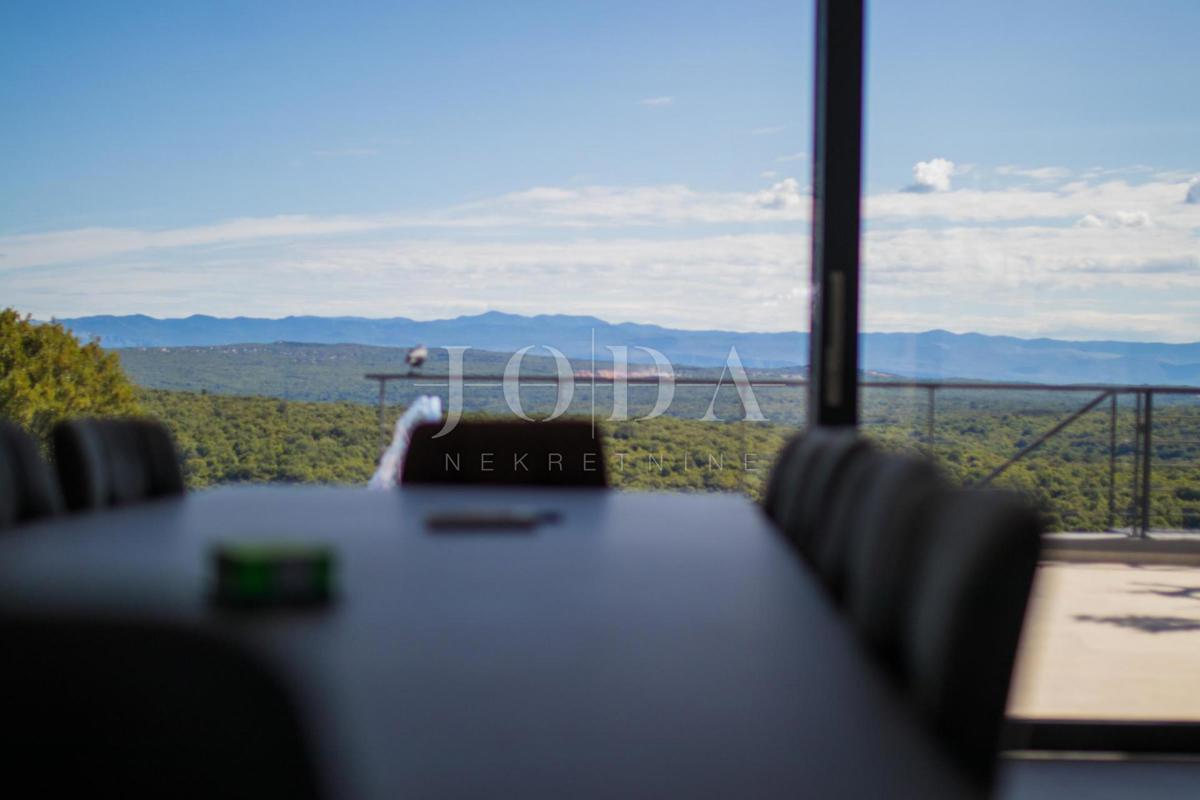 Nova moderna hiša - okolica mesta Krk