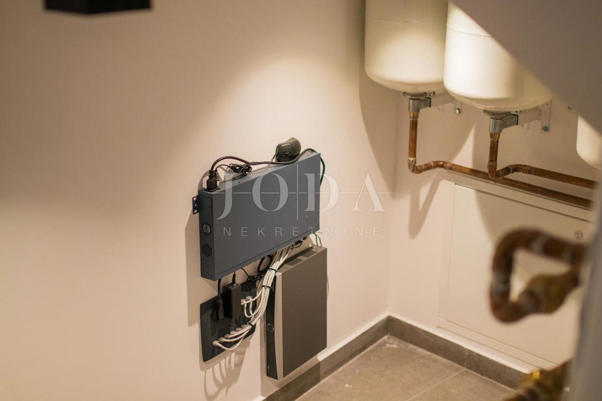 Nova moderna hiša - okolica mesta Krk