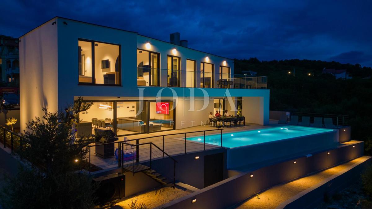 Nova moderna hiša - okolica mesta Krk