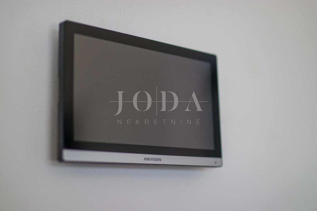 Nova moderna hiša - okolica mesta Krk