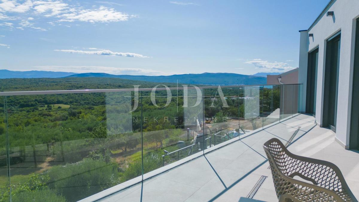 Nova moderna hiša - okolica mesta Krk