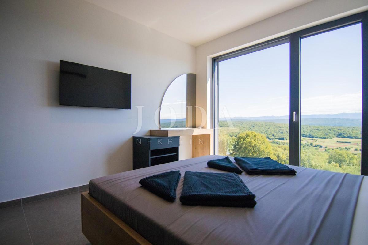 Nova moderna hiša - okolica mesta Krk