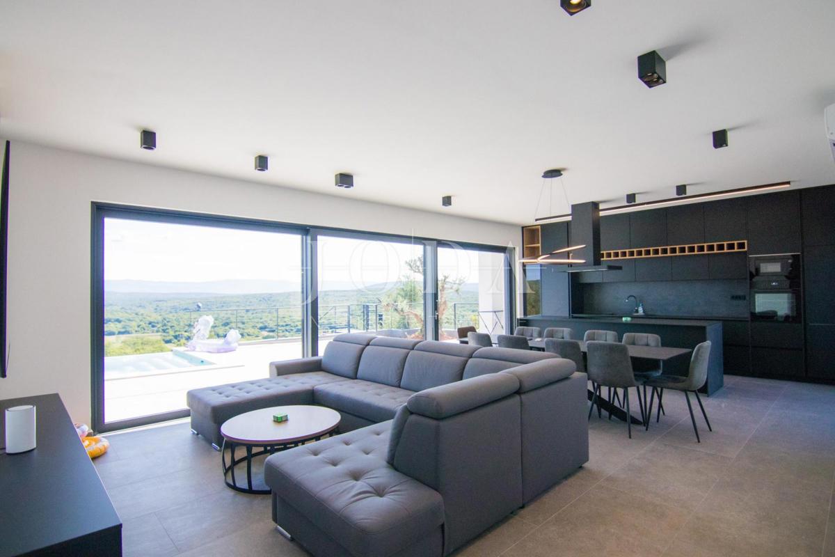 Nova moderna hiša - okolica mesta Krk