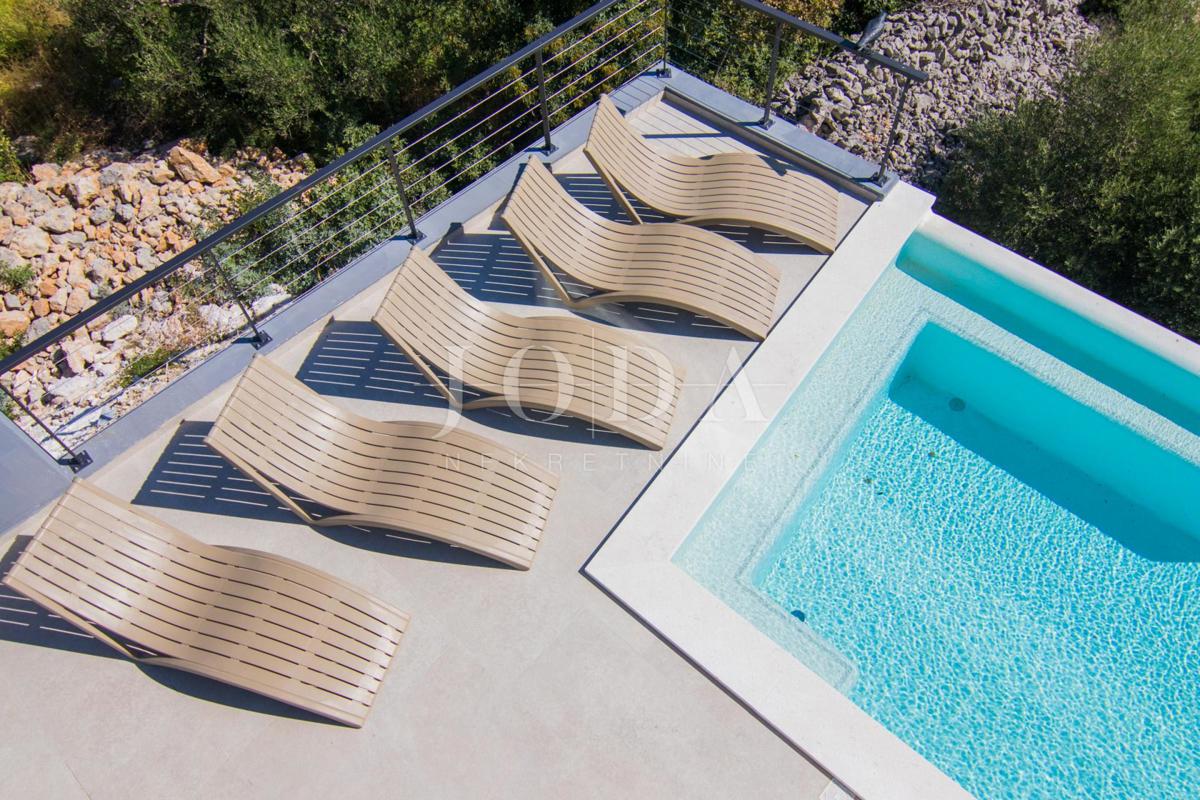 Nova moderna hiša - okolica mesta Krk