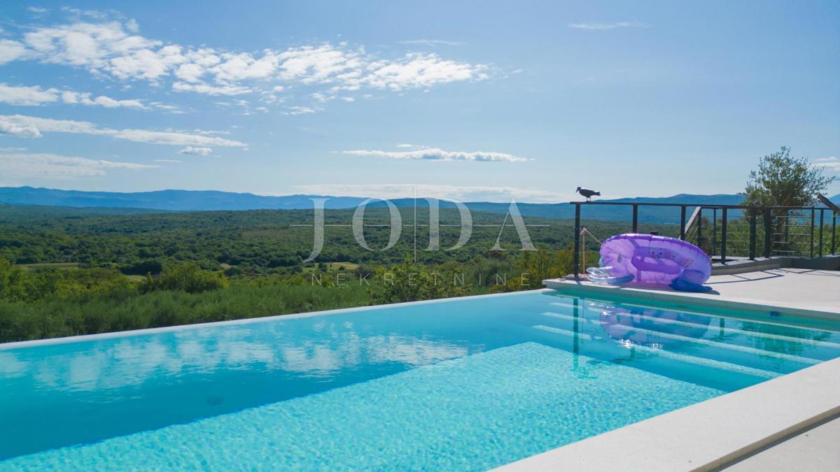 Nova moderna hiša - okolica mesta Krk