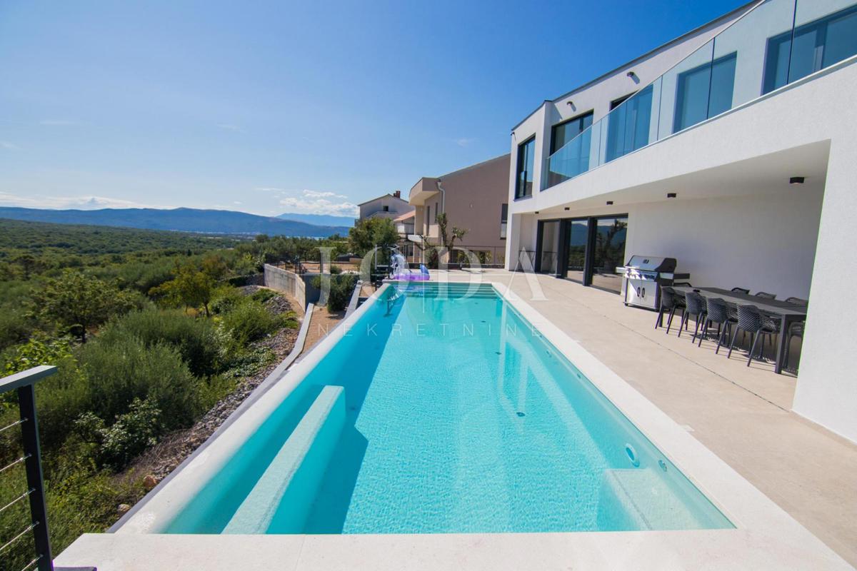 Nova moderna hiša - okolica mesta Krk