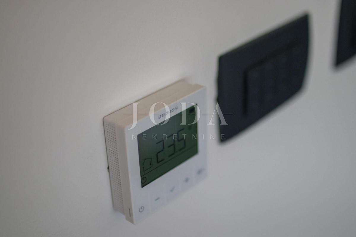 Nova moderna hiša - okolica mesta Krk