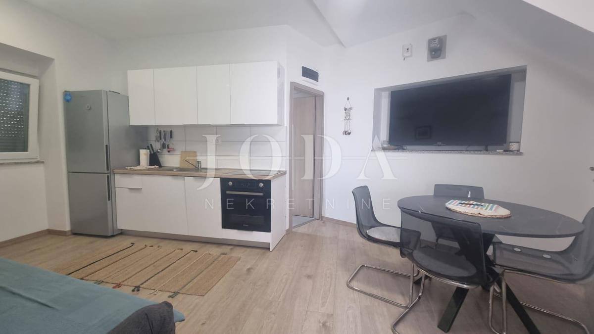 Hiša Novi Vinodolski, 60m2