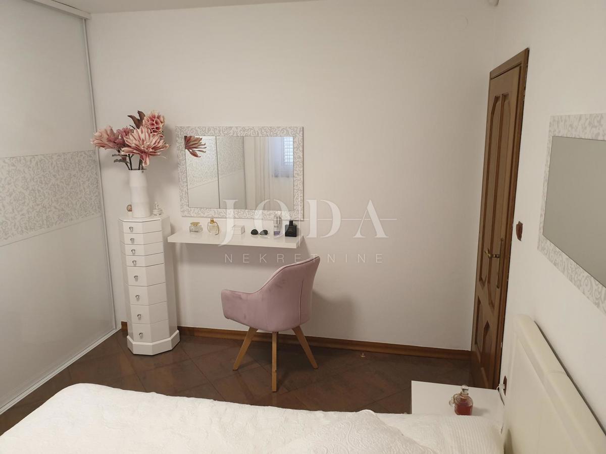 Hiša Crikvenica, 440m2