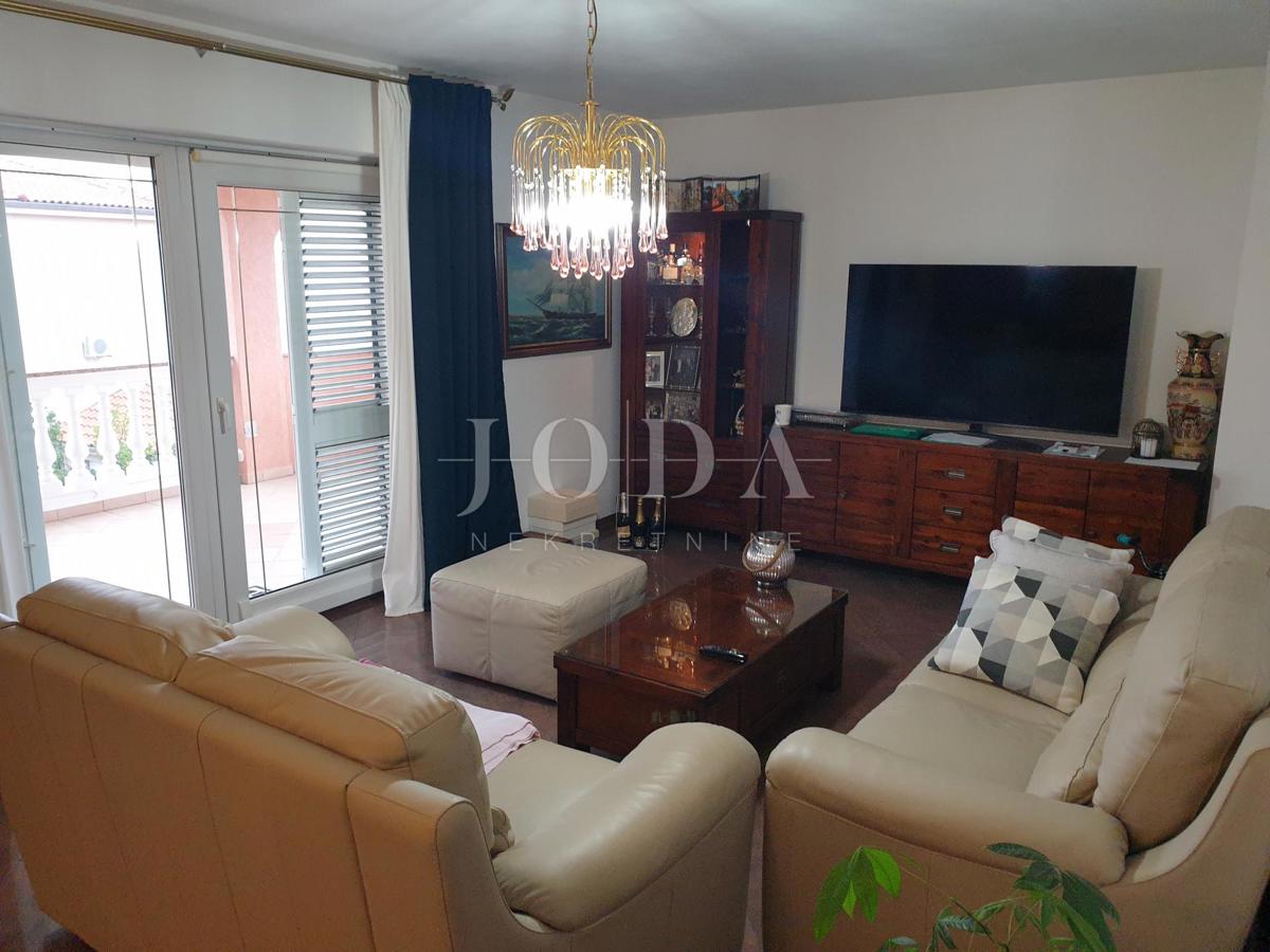 Hiša Crikvenica, 440m2