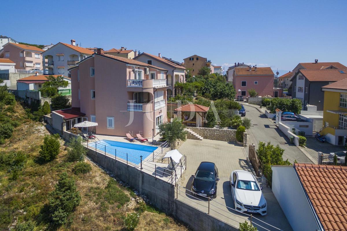 Hiša Crikvenica, 440m2