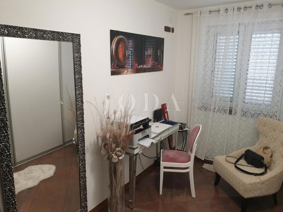 Hiša Crikvenica, 440m2
