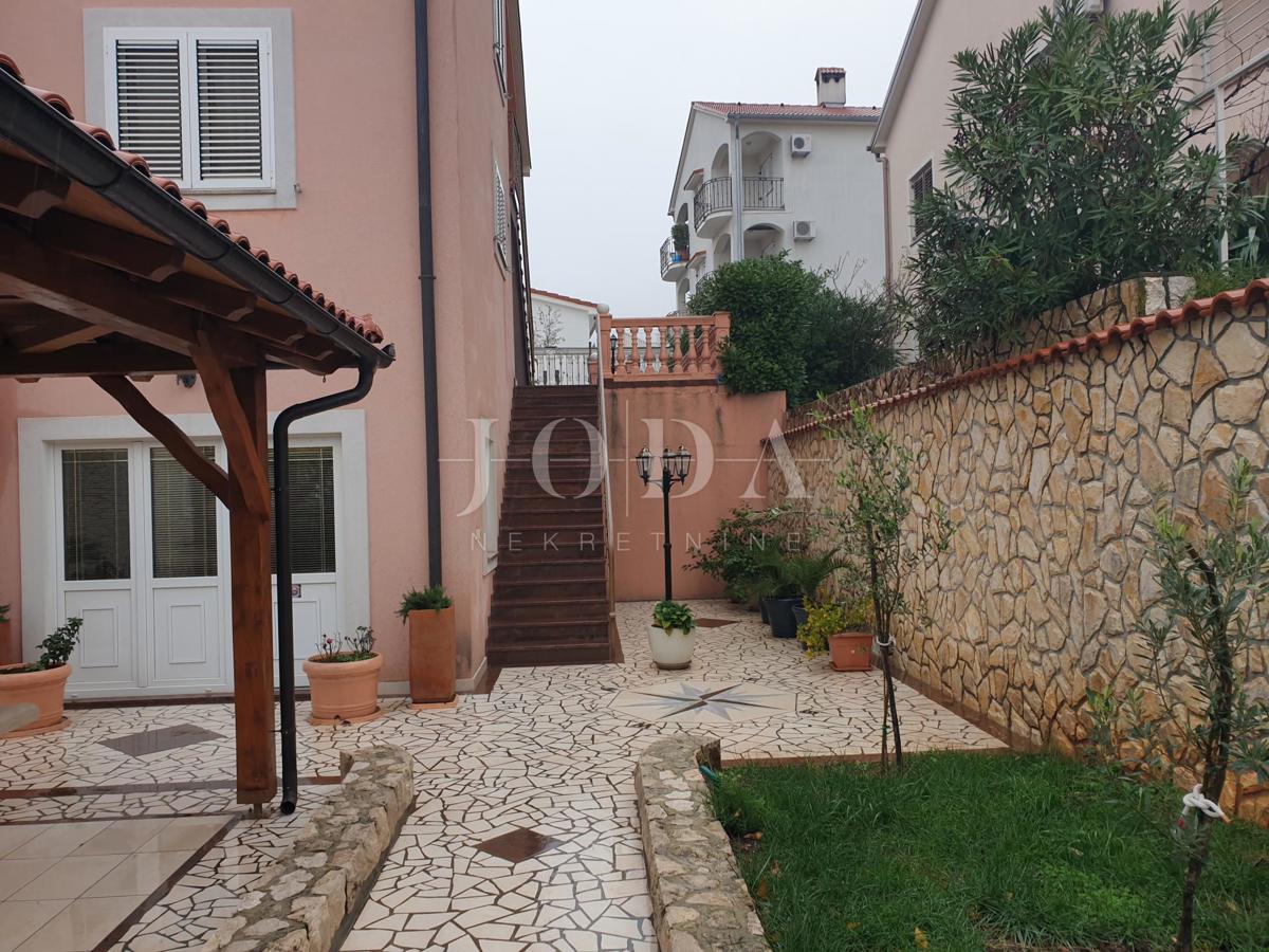 Hiša Crikvenica, 440m2