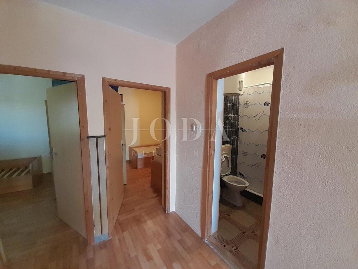 Hiša Cesarica, Karlobag, 104m2