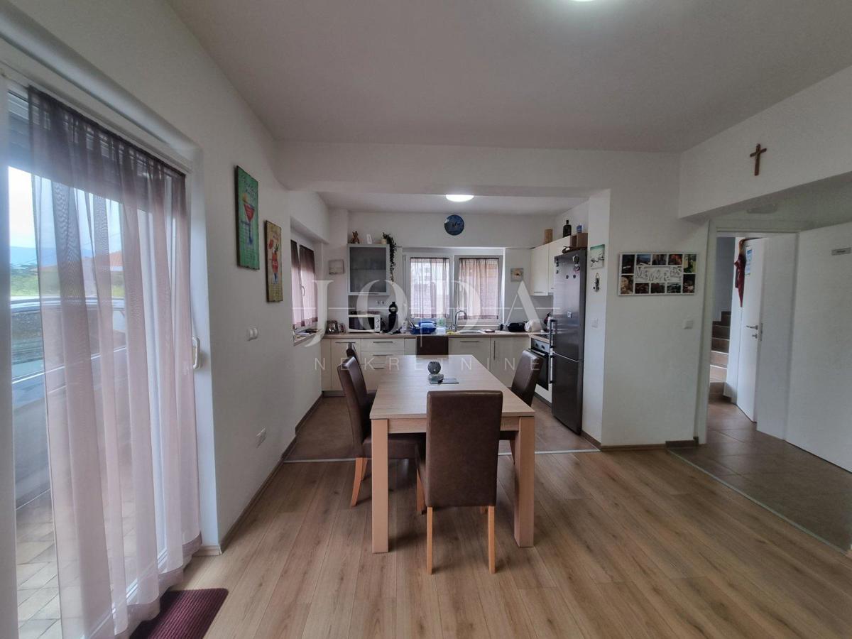 Hiša Šilo, Dobrinj, 250m2