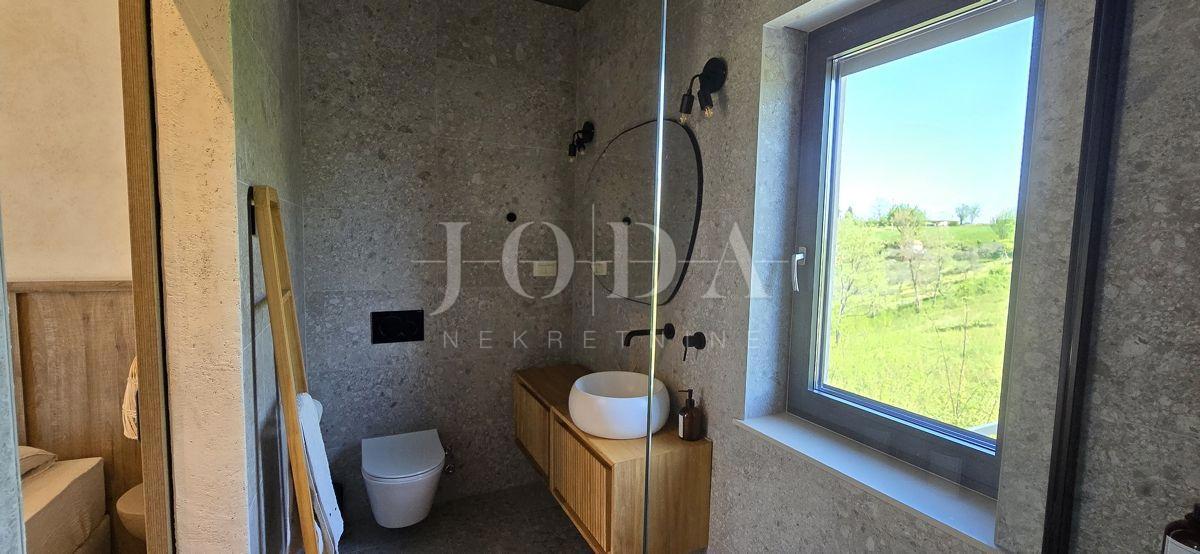 Hiša Karojba, 150m2