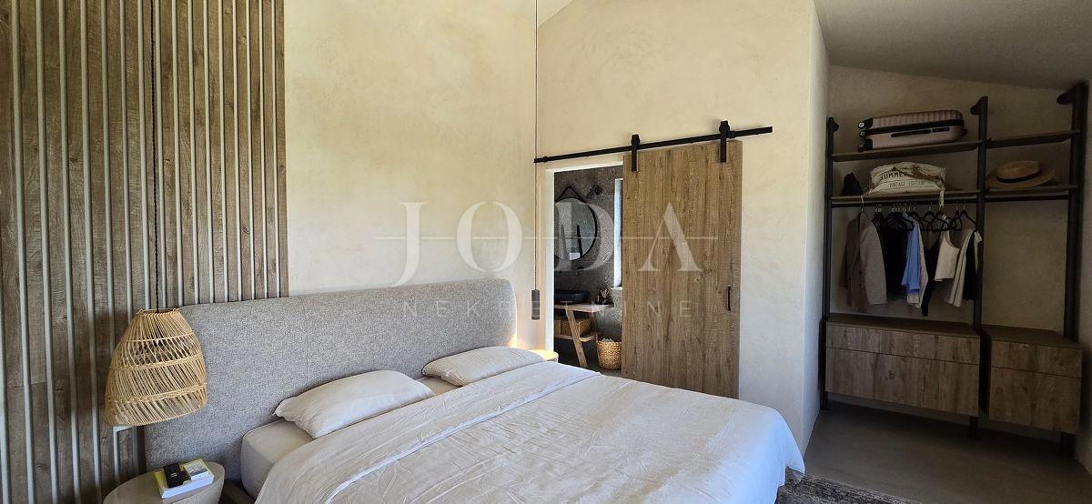 Hiša Karojba, 150m2