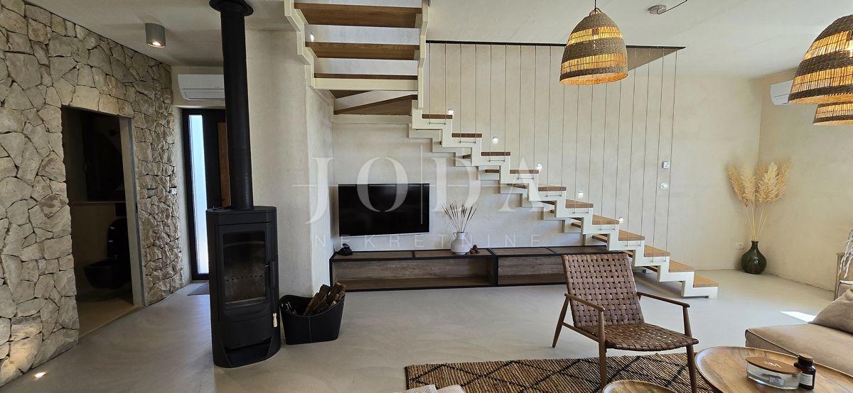 Hiša Karojba, 150m2