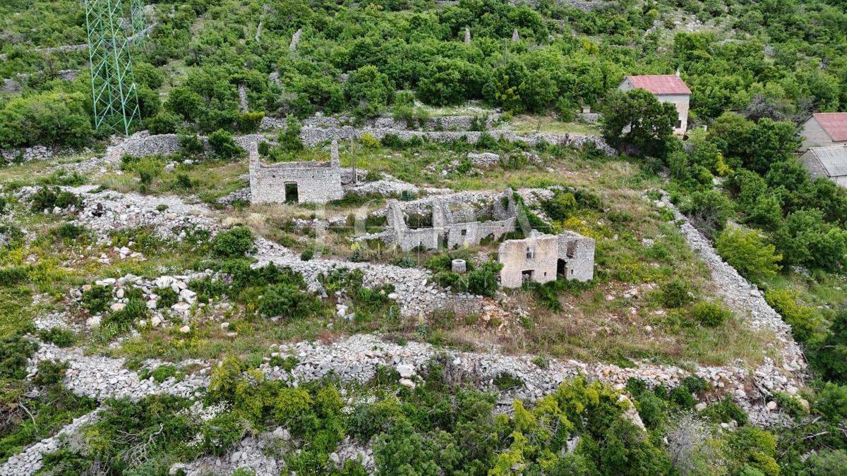Zemljišče Sveti Juraj, Senj, 1.565m2