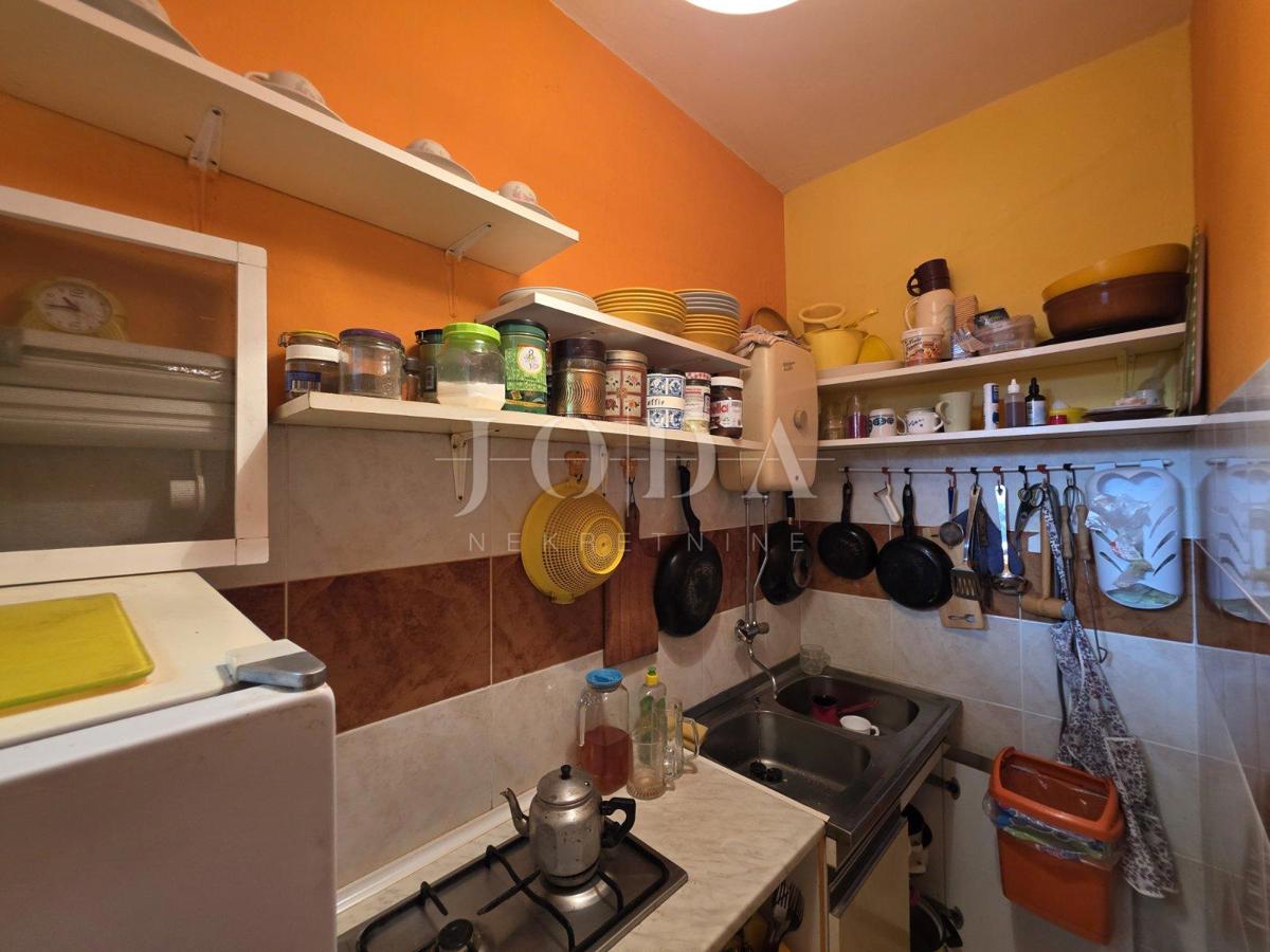 Novi Vinodolski, Bribirska obala, stanovanje 130 m od morja