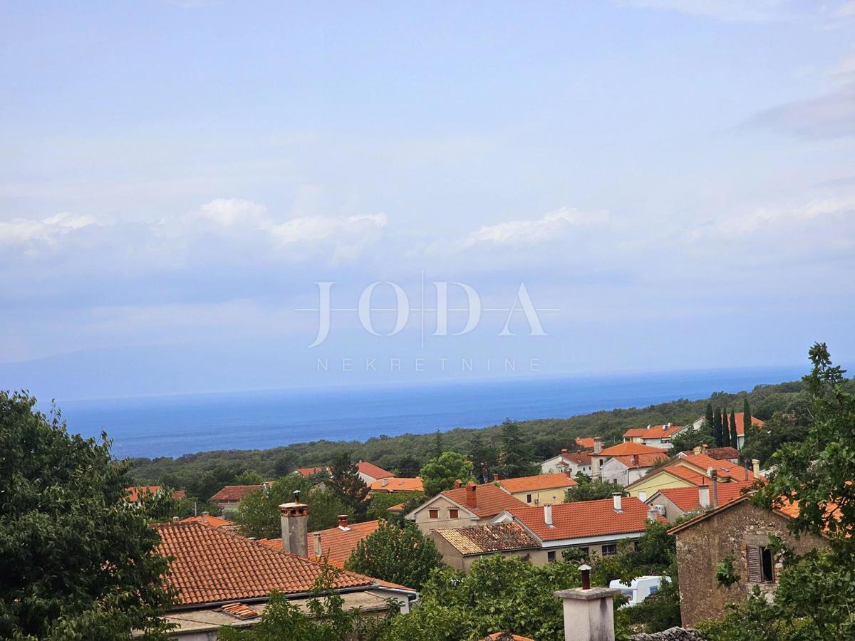 Samostojna hiša s tremi apartmaji, pogled morje - Malinska