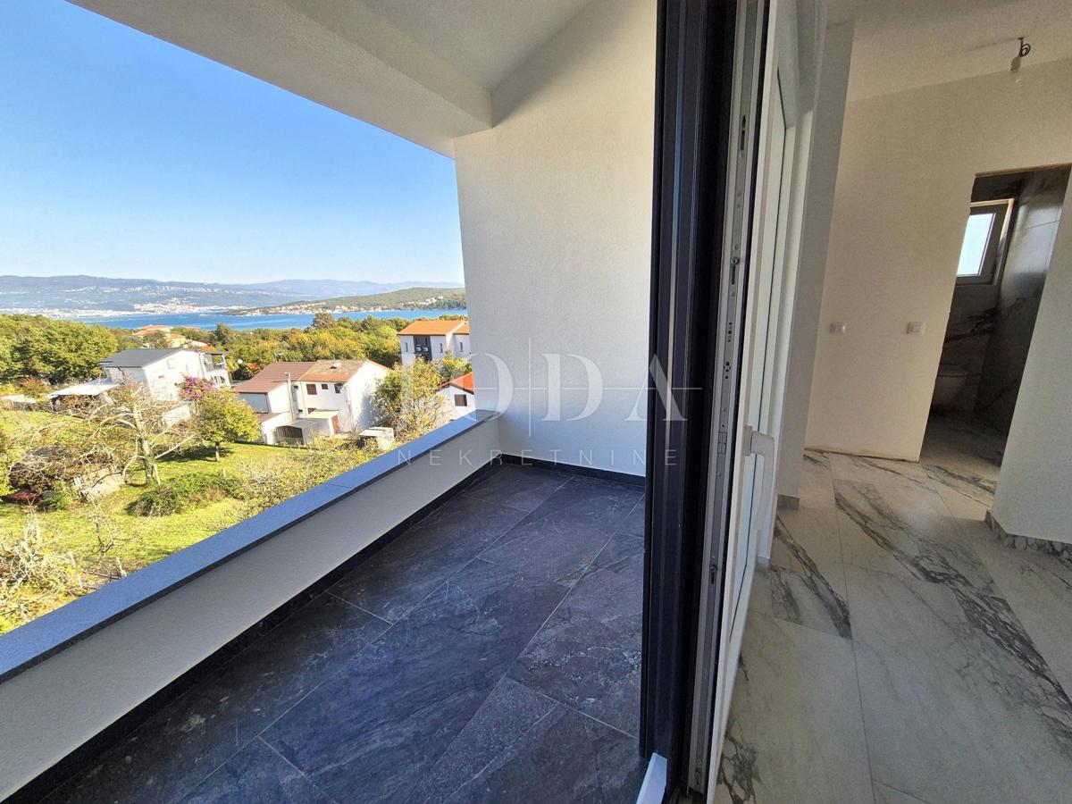 Novogradnja v zalivu Soline - apartma s čudovitim pogledom na morje 