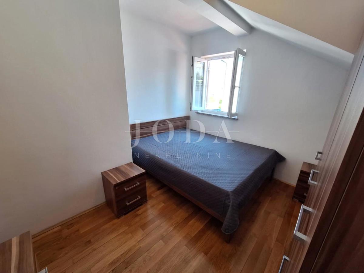 Dva apartmaja v Malinski, vrt, opremljeno!