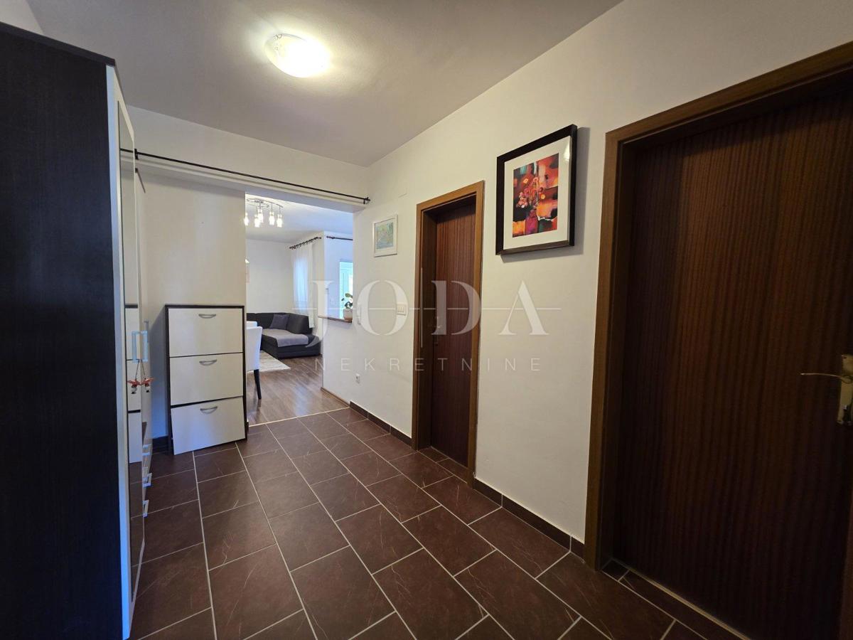 Novi Vinodolski, stanovanje blizu morja