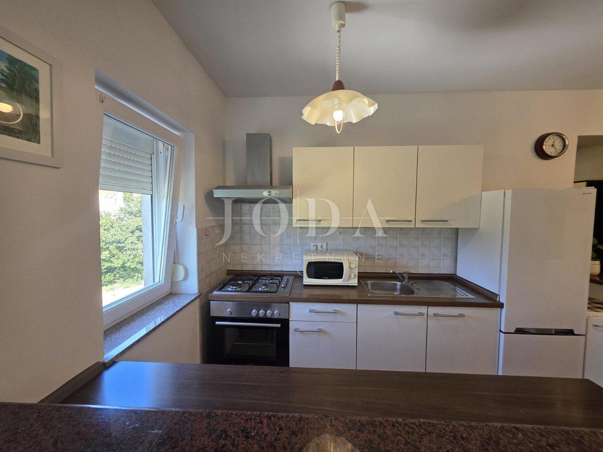 Novi Vinodolski, stanovanje blizu morja