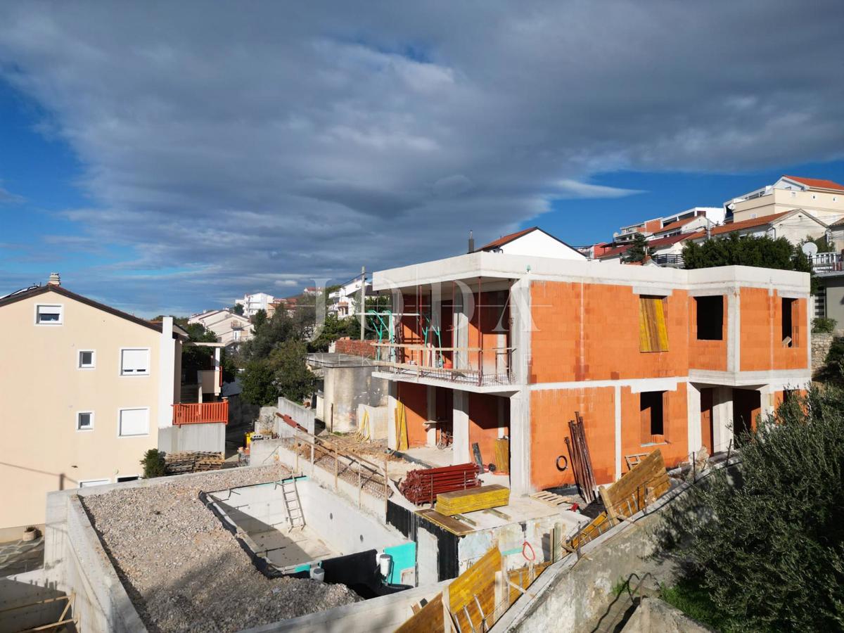 Hiša Crikvenica, 296m2